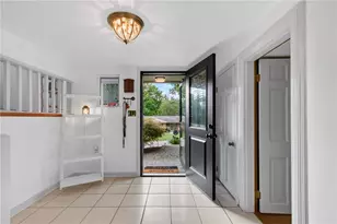326 Highland Pines Dr, Ross Twp, PA 15237 - Photo 5
