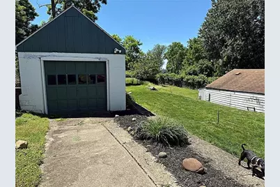 330 Winders St, Pittsburgh, PA 15207 - Photo 11