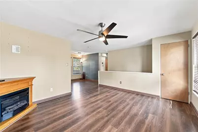 417 Garden City Dr, Monroeville, PA 15146 - Photo 9