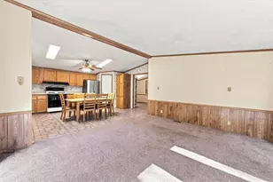 128 Porterfield Hill Rd, Sugarcreek Township, PA 16218 - Photo 9