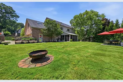 122 Radcliff Drive, Ross Twp, PA 15237 - Photo 7