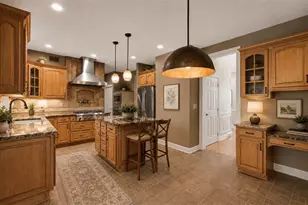 122 Radcliff Dr, Ross Twp, PA 15237 - Photo 15