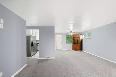 137 Eastminster Dr, Verona, PA 15147 - Photo 5