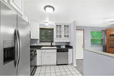 137 Eastminster Dr, Verona, PA 15147 - Photo 9