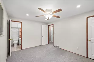 137 Eastminster Dr, Verona, PA 15147 - Photo 13