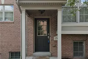 1705 Waterleaf Dr, Pittsburgh, PA 15143 - Photo 1