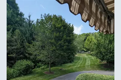 1705 Waterleaf Dr, Pittsburgh, PA 15143 - Photo 13