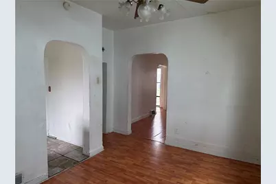 105 18th St, Vandergrift, PA 15690 - Photo 11