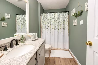8315 Reagan Dr, Pittsburgh, PA 15237 - Photo 33