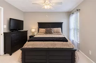 8315 Reagan Dr, Pittsburgh, PA 15237 - Photo 29
