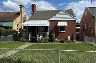 1109 Holmes St, McKees Rocks, PA 15136 - Photo 1