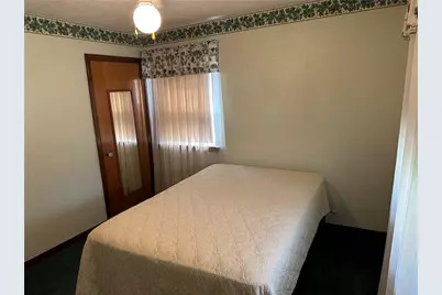 1109 Holmes St, McKees Rocks, PA 15136 - Photo 5