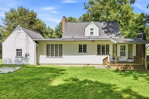 1628 McDowell St, Sharon, PA 16146 - Photo 7