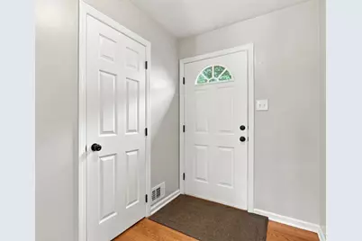 3033 Estate Dr, North Fayette, PA 15071 - Photo 3