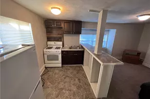 725 Clarissa St, Pittsburgh, PA 15219 - Photo 9