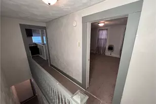 725 Clarissa St, Pittsburgh, PA 15219 - Photo 7