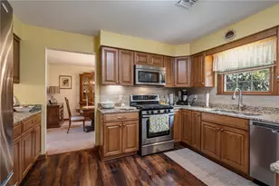 432 Finnin Rd, Allegheny Township, PA 15068 - Photo 9