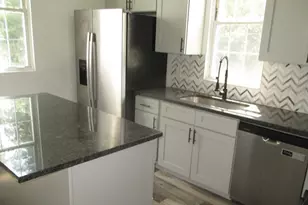 686 Filmore Rd, Pittsburgh, PA 15221 - Photo 11