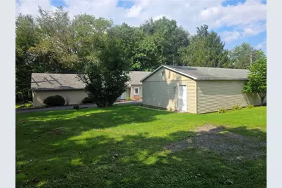 113 Danko Ln, Hempfield Township, PA 15601 - Photo 7