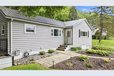 702 Liberty St, Jamestown, PA 16134 - Photo 5
