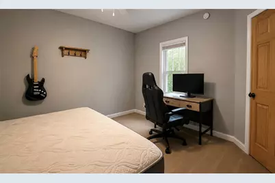 886 N Sharpsville Ave, Sharon, PA 16146 - Photo 7