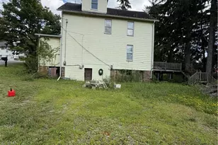 900 W 4th Ave, Derry Boro, PA 15627 - Photo 5