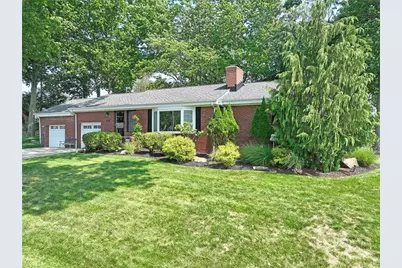 4636 Meadowgreen Dr, Pittsburgh, PA 15236 - Photo 1