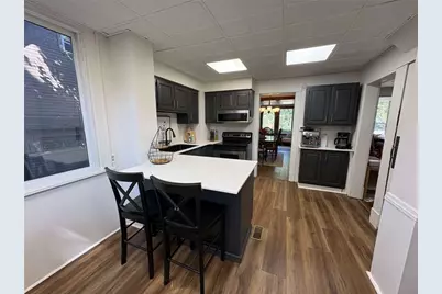 267 Academy Ave, Pittsburgh, PA 15228 - Photo 9