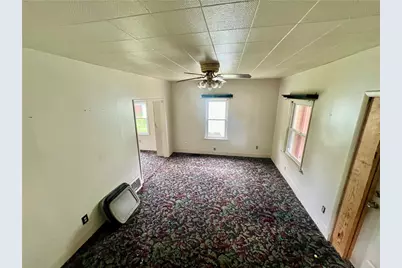 3019 Mercer Rd, Neshannock Township, PA 16105 - Photo 9