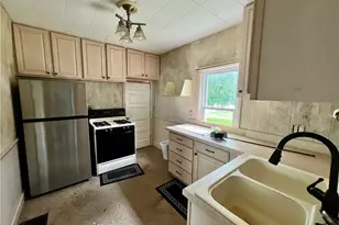 3019 Mercer Rd, Neshannock Township, PA 16105 - Photo 5