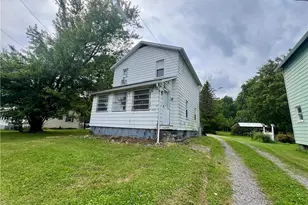 3019 Mercer Rd, Neshannock Township, PA 16105 - Photo 1
