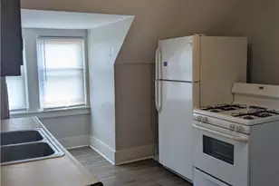 946 Beaver Rd, Ambridge, PA 15003 - Photo 9