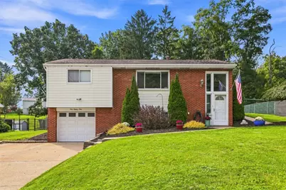 189 Rosemont Drive, Moon/Crescent Twp, PA 15108 - Photo 1