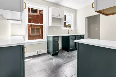 1547 Clairtonica Street, Pittsburgh, PA 15205 - Photo 17