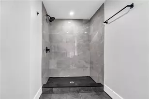 1547 Clairtonica St, Pittsburgh, PA 15205 - Photo 37