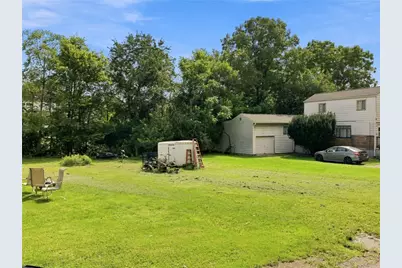 223 Lexington Ct, Carnegie, PA 15106 - Photo 3