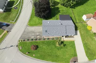 701 Bar Harbor Dr, Pittsburgh, PA 15239 - Photo 3