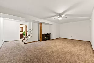 701 Bar Harbor Dr, Pittsburgh, PA 15239 - Photo 13
