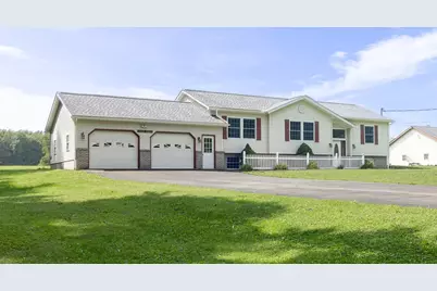 1000 Shady Lane Rd, Pulaski Township, PA 16143 - Photo 1