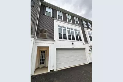 329 Parade St, Cranberry Township, PA 16066 - Photo 1