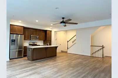 329 Parade St, Cranberry Township, PA 16066 - Photo 5