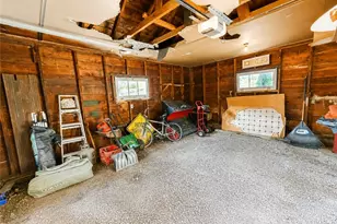 510 Walnut St, Vanderbilt, PA 15486 - Photo 9