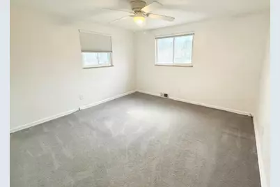 89 W Bruceton Road, Pittsburgh, PA 15236 - Photo 15