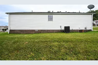 1039 Golden Circle, Forward Township, PA 15037 - Photo 31
