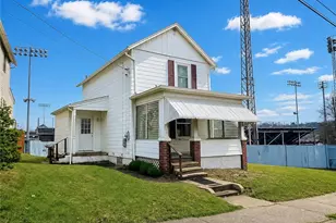 312 Jackson Ave, Vandergrift, PA 15690 - Photo 1