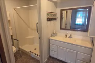 525 Davis Ave, Somerset Boro, PA 15501 - Photo 15