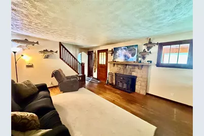 179 Love Rd, Oakland Township, PA 16025 - Photo 13