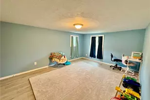 179 Love Rd, Oakland Township, PA 16025 - Photo 17