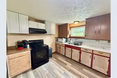 179 Love Rd, Oakland Township, PA 16025 - Photo 25