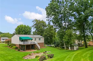 380 Carmell Dr, Pittsburgh, PA 15241 - Photo 31